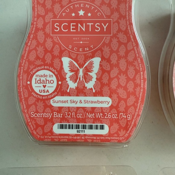 New Scentsy Wax Melts Summer, Fruits Variety Pack - Set of 8 - Picture 3 of 6